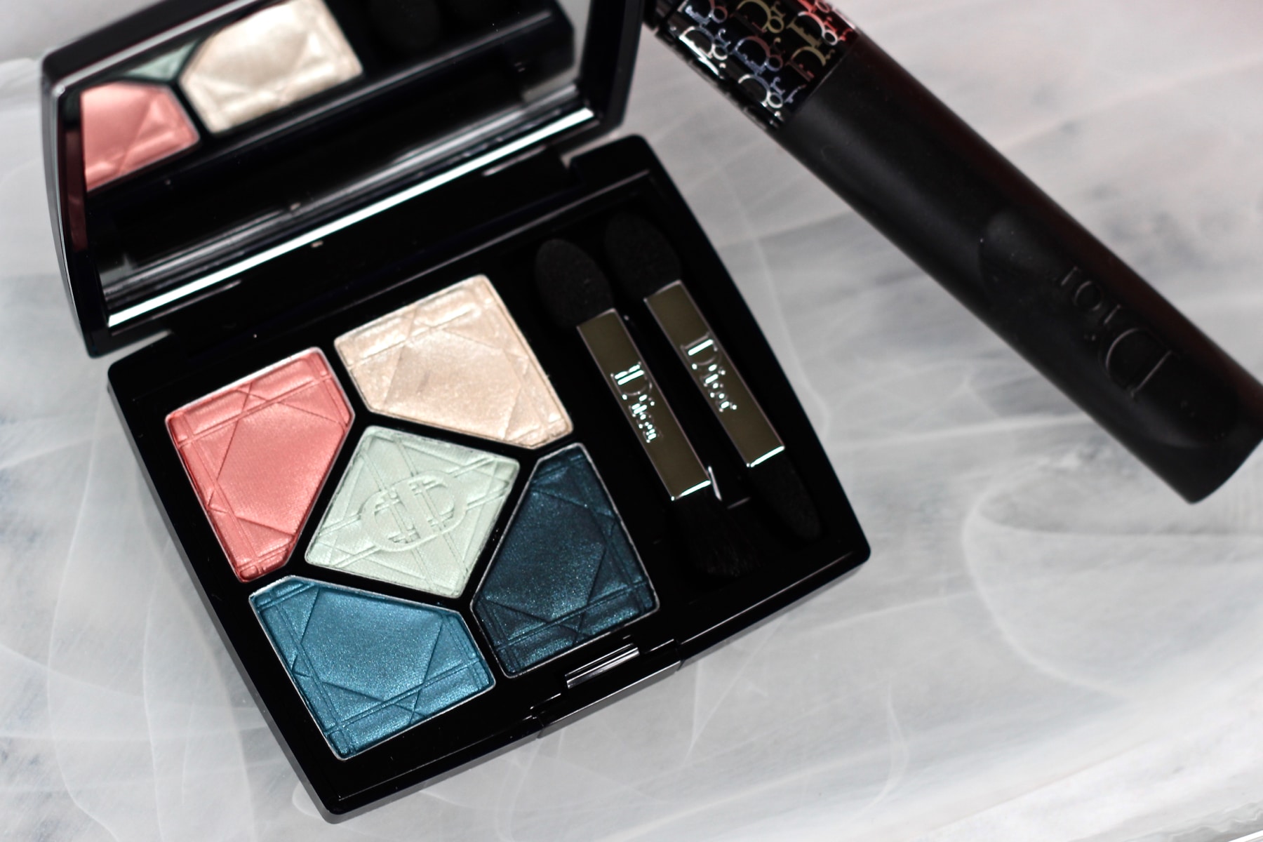 Dior 5 Couleurs Eyeshadow Palette in Electrify
