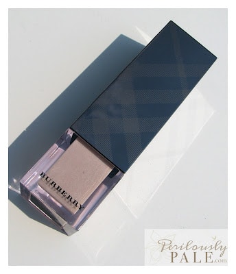 Burberry Fresh Glow Luminous Fluid Base Primer ~ Swatches, Photos, Review